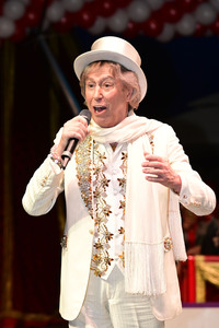 Geburtstags-Show 'Stars in der Manege' zum 80. Geburtstag von Bert Beel in Berlin