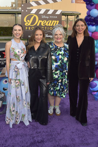 Serienpräsentation 'Dream Productions' in Burbank