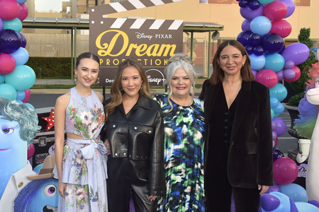Serienpräsentation 'Dream Productions' in Burbank