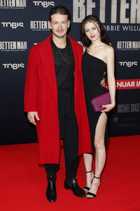 Filmpremiere 'Better Man - Die Robbie Williams Story' in Köln