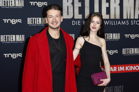 Filmpremiere 'Better Man - Die Robbie Williams Story' in Köln