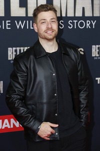 Filmpremiere 'Better Man - Die Robbie Williams Story' in Köln