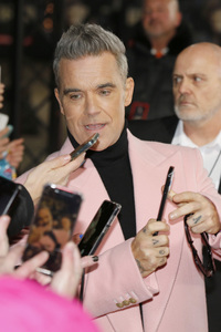 Filmpremiere 'Better Man - Die Robbie Williams Story' in Köln