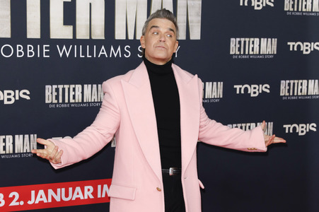 Filmpremiere 'Better Man - Die Robbie Williams Story' in Köln