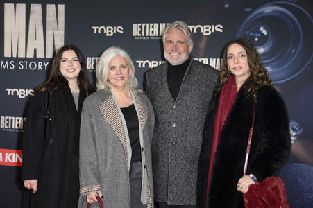 Filmpremiere 'Better Man - Die Robbie Williams Story' in Köln