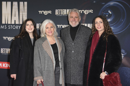 Filmpremiere 'Better Man - Die Robbie Williams Story' in Köln