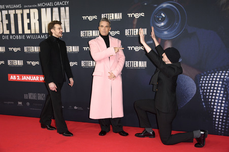 Filmpremiere 'Better Man - Die Robbie Williams Story' in Köln