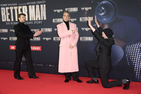 Filmpremiere 'Better Man - Die Robbie Williams Story' in Köln