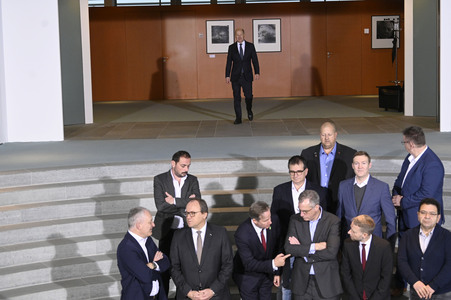 Treffen von Olaf Scholz mit Vertretern der Stahlbranche in Berlin