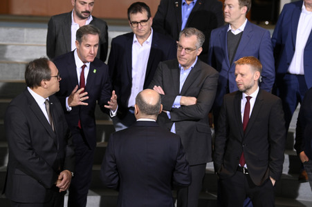 Treffen von Olaf Scholz mit Vertretern der Stahlbranche in Berlin