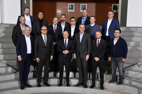 Treffen von Olaf Scholz mit Vertretern der Stahlbranche in Berlin