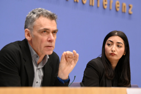 Bundespressekonferenz 14. Integrationsbericht in Berlin