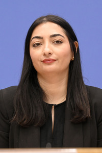 Bundespressekonferenz 14. Integrationsbericht in Berlin