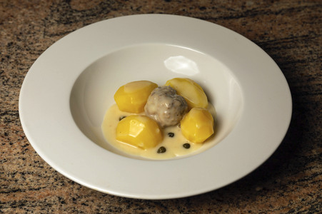 Symbolfoto Königsberger Klopse