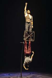 Flic Flac - Die Wintershow in Erfurt