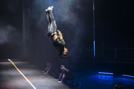 Flic Flac - Die Wintershow in Erfurt