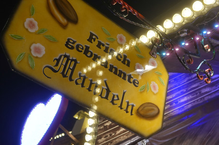 City-Weihnachtsmarkt an der Gedächtniskirche in Berlin