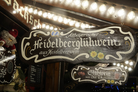 City-Weihnachtsmarkt an der Gedächtniskirche in Berlin