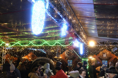 City-Weihnachtsmarkt an der Gedächtniskirche in Berlin