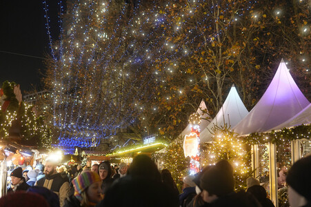 City-Weihnachtsmarkt an der Gedächtniskirche in Berlin