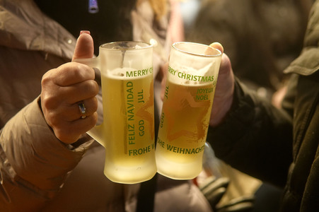 City-Weihnachtsmarkt an der Gedächtniskirche in Berlin