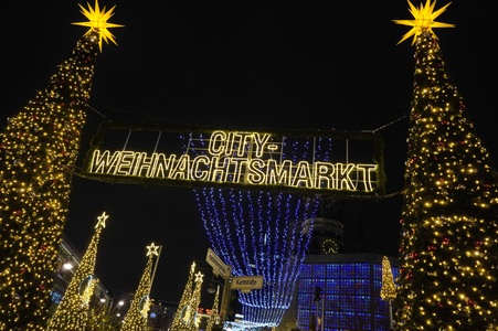 City-Weihnachtsmarkt an der Gedächtniskirche in Berlin