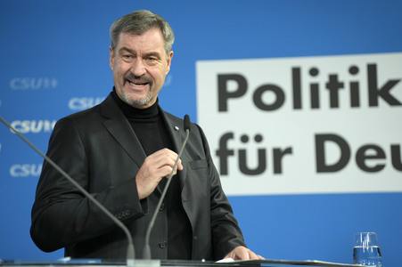 Gemeinsame Sitzung der Vorstände der CDU Deutschlands und der CSU Bayern in Berlin