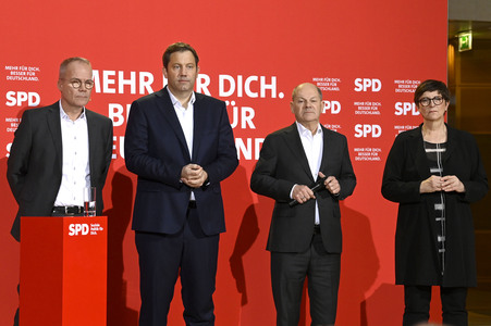 Pressekonferenz zum Beschluss des SPD-Wahlprogramms in Berlin