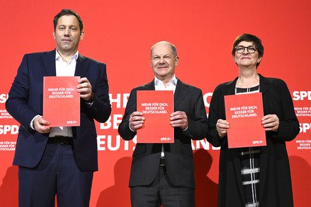 Pressekonferenz zum Beschluss des SPD-Wahlprogramms in Berlin
