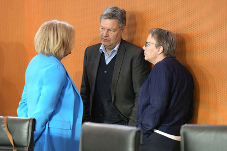 123. Sitzung des Bundeskabinetts in Berlin