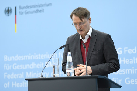 Pressekonferenz mit Karl Lauterbach in Berlin