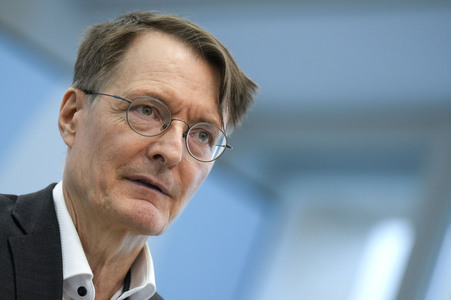 Pressekonferenz mit Karl Lauterbach in Berlin