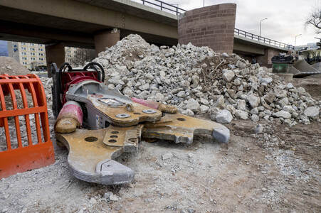 Abrissarbeiten an der Carolabrücke in Dresden