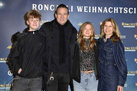 Premiere 20. Original Roncalli Weihnachtscircus in Berlin