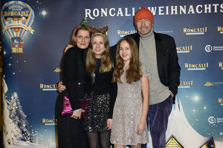 Premiere 20. Original Roncalli Weihnachtscircus in Berlin