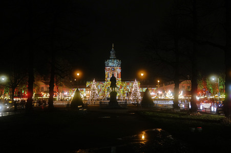 Weihnachtsmarkt am Schloss Charlottenburg in Berlin