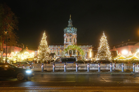 Weihnachtsmarkt am Schloss Charlottenburg in Berlin