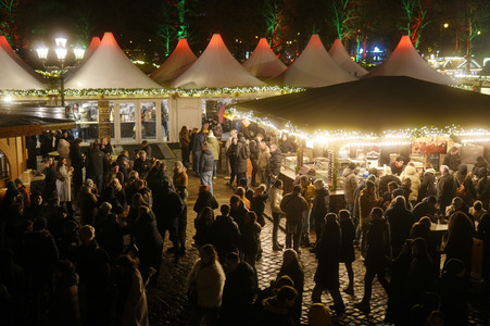 Weihnachtsmarkt am Schloss Charlottenburg in Berlin