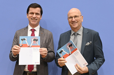 Bundespressekonferenz Rückblick 2024 und Ausblick 2025 des Deutschen Städte- und Gemeindebundes in Berlin