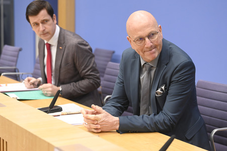 Bundespressekonferenz Rückblick 2024 und Ausblick 2025 des Deutschen Städte- und Gemeindebundes in Berlin