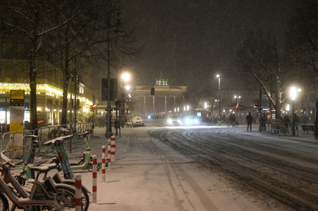 Schnee und Eisglätte in Berlin