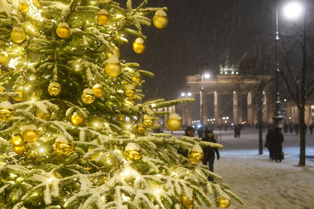 Schnee und Eisglätte in Berlin