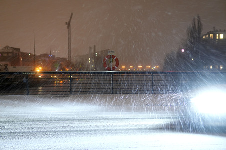 Schnee und Eisglätte in Berlin