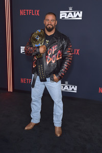 Premiere 'WWE Monday Night RAW' in Inglewood