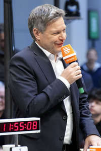 Live-Radioshow 'Studio 9 - Live aus dem Humboldt Forum' in Berlin