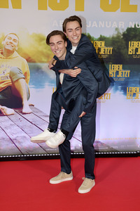 Filmpremiere 'Leben ist jetzt - Die Real Life Guys' in Berlin
