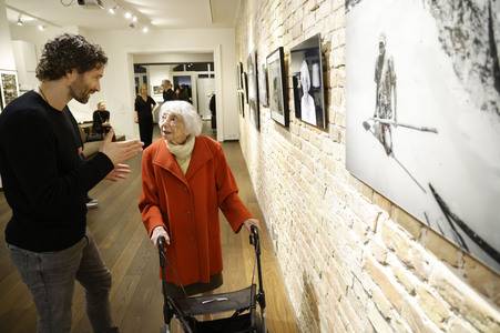 Vernissage der Fotoausstellung 'Zuversicht und Lebensfreude' in Berlin