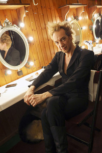 Musik-Show 'We Could Be Heroes' mit Sven Ratzke & Band in Berlin