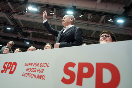 Außerordentlicher Bundesparteitag der SPD in Berlin