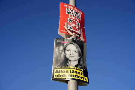 Wahlplakate zur Bundestagswahl 2025 in Berlin
